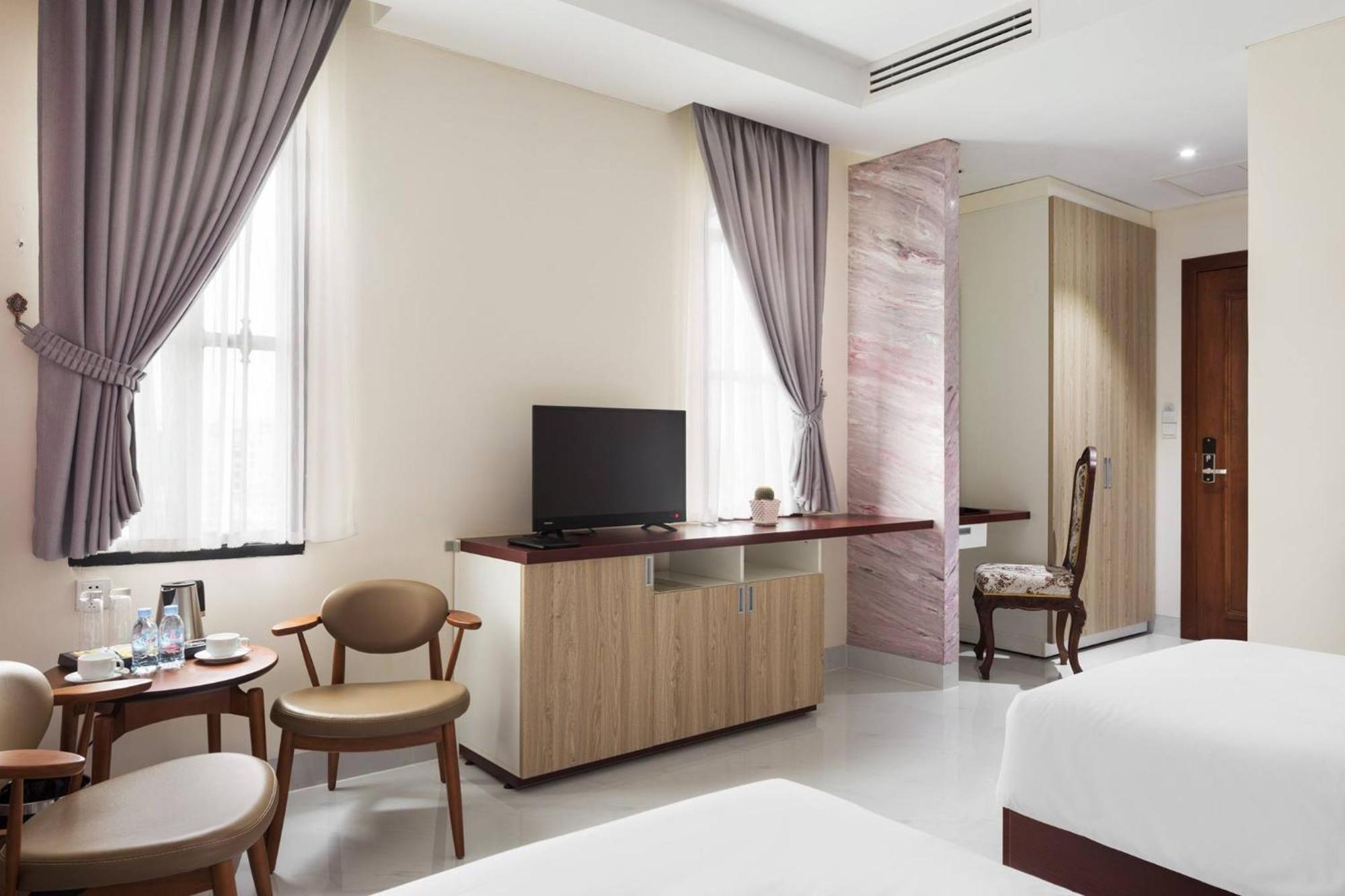 Lcs Hotel & Apartment Phnom Penh Ngoại thất bức ảnh