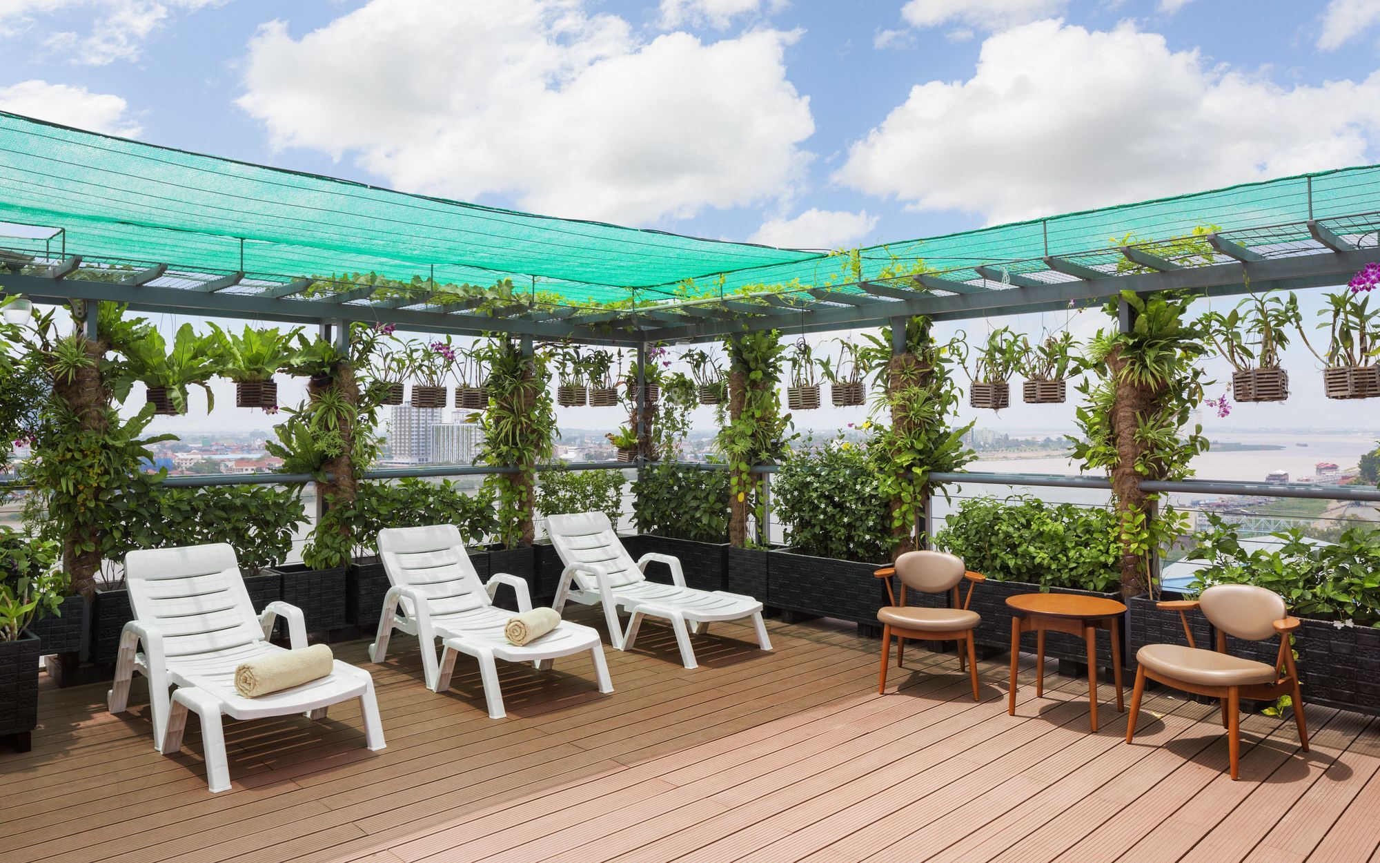 Lcs Hotel & Apartment Phnom Penh Ngoại thất bức ảnh