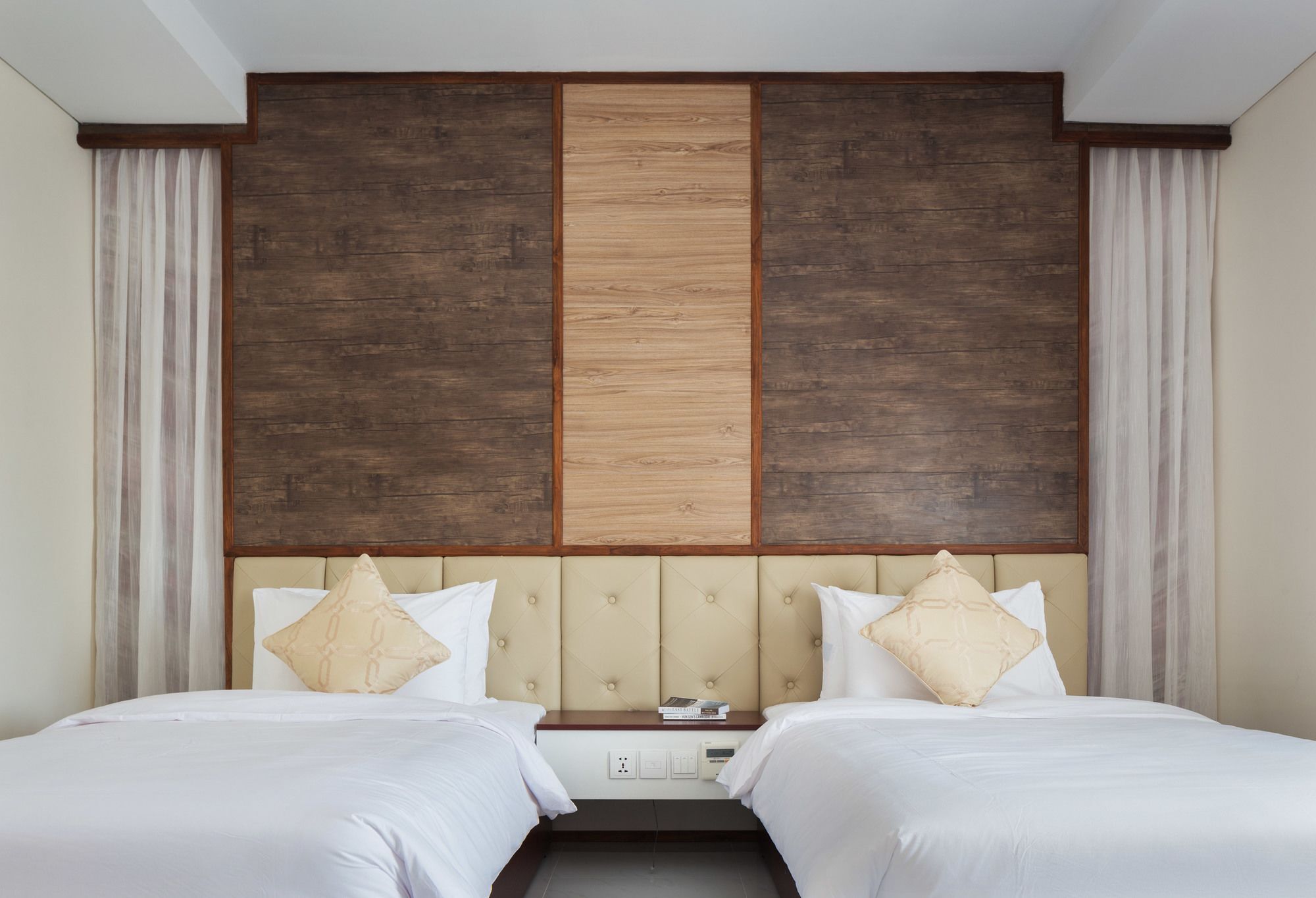 Lcs Hotel & Apartment Phnom Penh Ngoại thất bức ảnh
